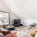 Big 4 Bedroom House With Sauna By The Sea 샬레 *