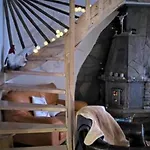 샬레 Big 4 Bedroom House With Sauna By The Sea