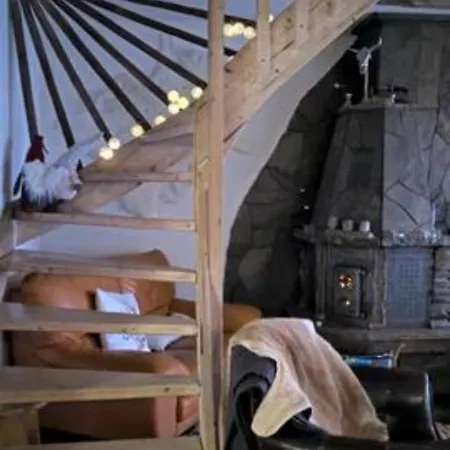 シャレー Big 4 Bedroom House With Sauna By The Sea