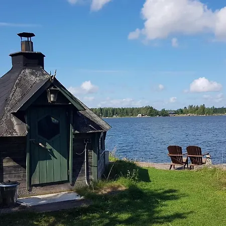 シャレー Big 4 Bedroom House With Sauna By The Sea